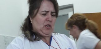 Micul dejun sărac și anost, la Spitalul Județean de Urgență Târgu-Jiu: O chiflă cu margarină și dulceață la vrac, completată cu o cană de ceai