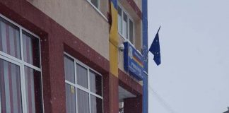 Restricții în Primăria Motru, pentru că angajații nu au acceptat de bunăvoie renunțarea la drepturile salariale! Liderul de sindicat, revoltat, primarul neagă