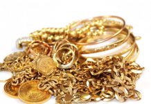 Menajera unui notar din Târgu-Cărbunești, acuzată că i-a furat peste 70 de grame de aur din casă