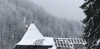 Singura mină de grafit din România stă închisă la Baia de Fier