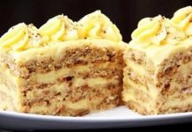 Prăjitură cu nucă