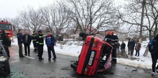 Accident rutier cu trei răniți, între care și un adolescent de 14 ani