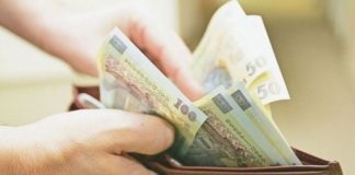 Tineri din Olt, cercetați după furt în Gorj