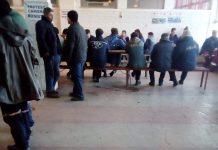 Video: Minerii de la Roșiuța au oprit o livrare de cărbune făcută pe ascuns, în timpul grevei! Protestatarii NU CEDEAZĂ