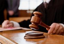 Încep procesele unui fost executor judecătoresc și ale unui fost ofițer SRI