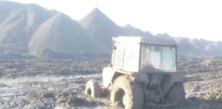 Comisia pentru condițiile de iarnă din unitățile miniere se întrunește la vară! Utilaje împotmolite în noroi, la toate carierele CEO