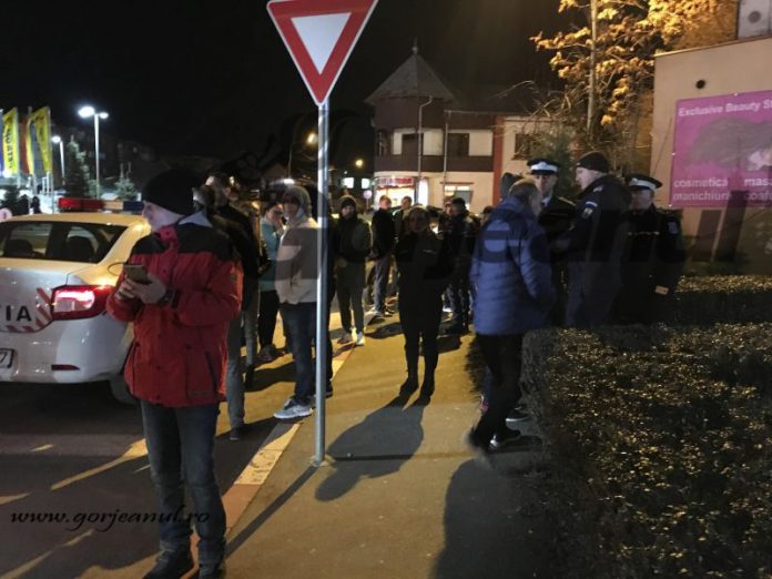 51934362_2336514126586255_3237326823356366848_n