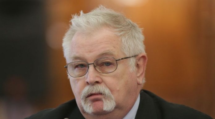 Anton scapă. Moțiunea simplă pe energie, respinsă!