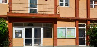 Primărie blocată de CE Oltenia