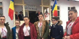 O nouă ediţie a Festivalului „Mărţişoare folclorice”