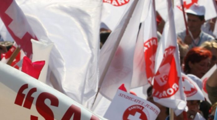 Manifestare a doliului și comemorare a victimelor sistemului sanitar, în fața Guvernului