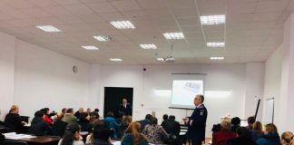 Bătaie în fața Colegiului Național “Spiru Haret”