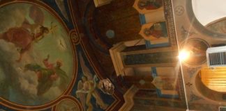 Patronul, care a căzut de la 18 metri înălțime, din turla unei biserici din Bumbești-Jiu, transferat la București