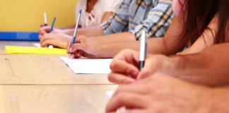 Mai mulți absenți, la simulare: Aproximativ 36% dintre elevi nu s-au prezentat la proba obligatorie a profilului