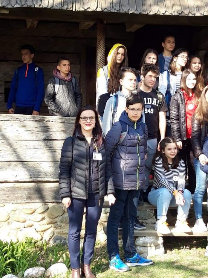 FOTO: Oaspeți din Grecia, Italia și Franța, la Muzeul Curtișoara! Sprijin din partea CNIPT „Constantin Brâncuși”