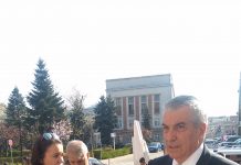 Tăriceanu, alături de doi candidați ALDE la europarlamentare, în Târgu-Jiu!