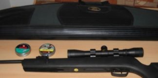 Armă introdusă ilegal în România, găsită în casa unui localnic din Câlnic