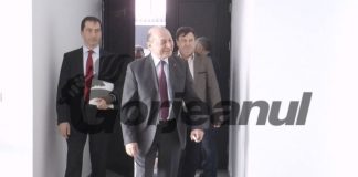 Traian Băsescu, în fața studenților de la Universitatea ,,Constantin Brâncuși” din Târgu-Jiu: ”Nu vă apucați de politică, până când nu veți avea o meserie, o certitudine!”
