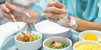 Hrana bolnavilor, scoasă la licitaţie