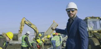 Șapte primari din Gorj se alătură protestului ,,15 minute”, iniţiat de suceveanul cu autostrada de un metru! Mandachi: ,,Este senzațional!”