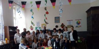 ,,La mulți ani, mămică dragă”, activitate la Grădinița Bălcești și Grădinița Ciocadia