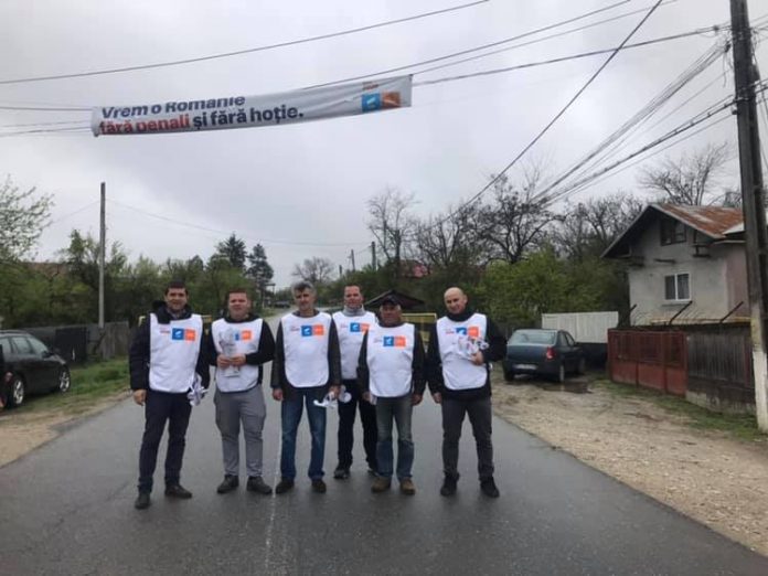 56913432_275785080028102_8848192624775921664_n