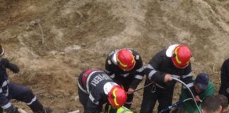 Patru persoane rănite, după ce un pod s-a prăbuşit la Stoina! O femeie, în stare gravă