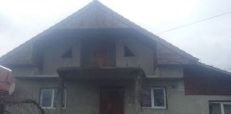 Vilă executată la Albeni, pentru 3500 de lei! Proprietarii acuză executorul de abuz