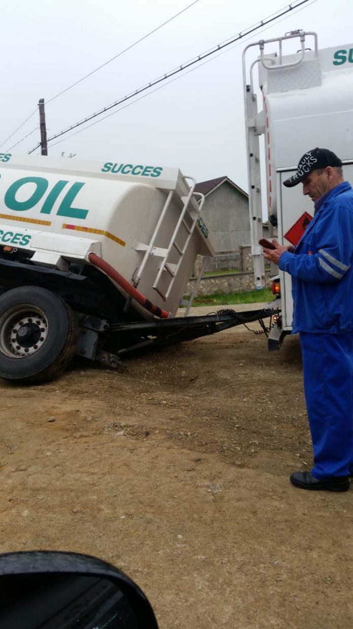 58380262_386371991956854_1286849730336260096_n