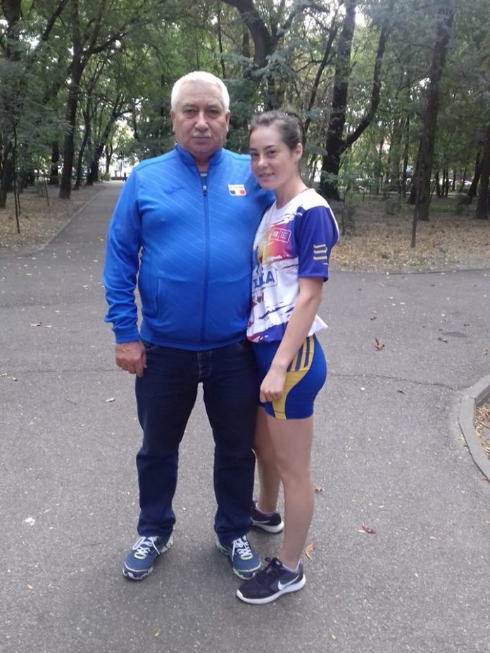 ALINA NBBUTNARIU CU BURA