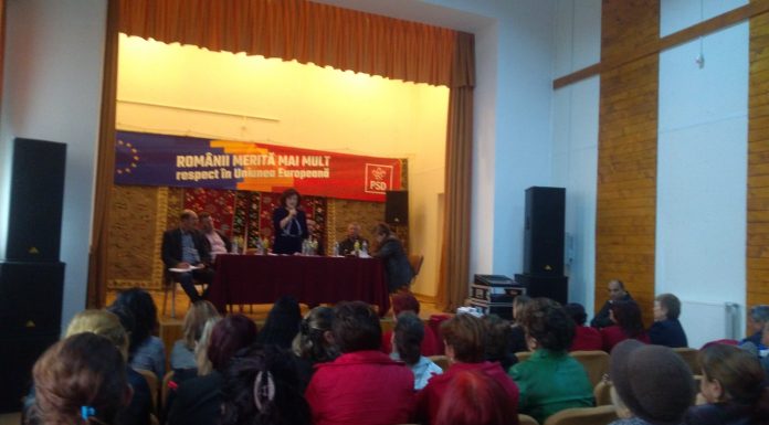 Foto: Peste 130 de persoane la o întrunire a PSD, organizată la Tismana! Un deputat, în prezidiu
