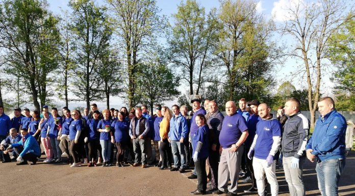 Zeci de membri ALDE au dat culoare Cimitirului Eroilor din Târgu-Jiu!