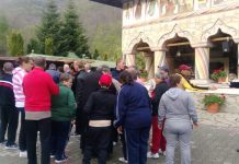 Deplasări de recreere şi tratament pentru beneficiarii de la C.R.R. Târgu-Cărbunești și C.Î.A. Suseni