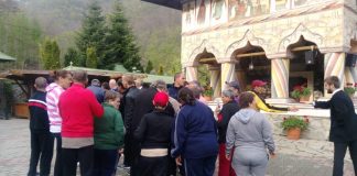 Deplasări de recreere şi tratament pentru beneficiarii de la C.R.R. Târgu-Cărbunești și C.Î.A. Suseni