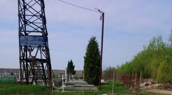 La Bîlteni, morţii cu morţii şi viii cu gunoaiele!