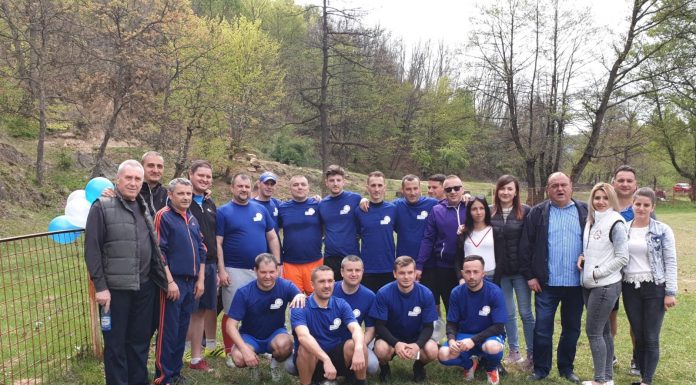 Mini campionat de fotbal Pro România, desfășurat la Padeș! Deputatul Văcaru: ,,Noi nu plantăm panseluțe, ci susținem mișcarea și sportul”!