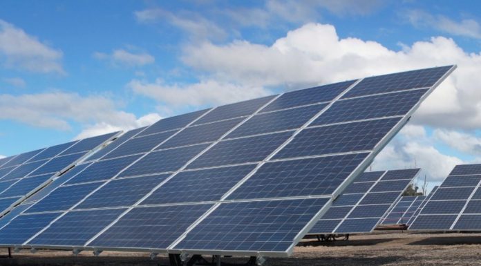 „Taxa pe soare” pentru prosumatori, eliminată