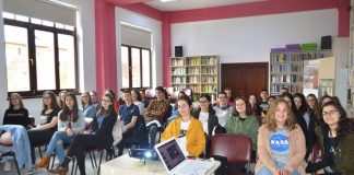 Curs de voluntariat prin proiectul „Tineri pentru Europa!”