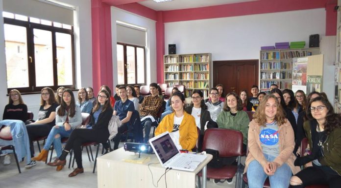 Curs de voluntariat prin proiectul „Tineri pentru Europa!”