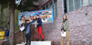 Tinere din casa de tip familial, pe podium la o competiție sportivă montană