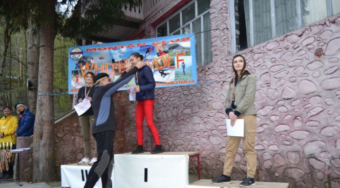 Tinere din casa de tip familial, pe podium la o competiție sportivă montană