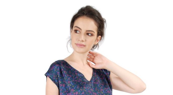 Bluze lejere şi florale, în sezonul primăvară-vară 2019