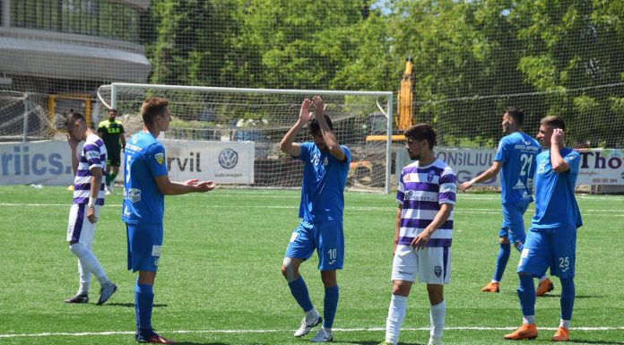 Fotbaliştii Pandurilor, dispuşi să renunţe la salarii: “Facem încă un efort pentru această echipă”