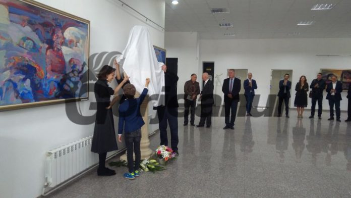 59600267_2265337303741091_5038942609049911296_n