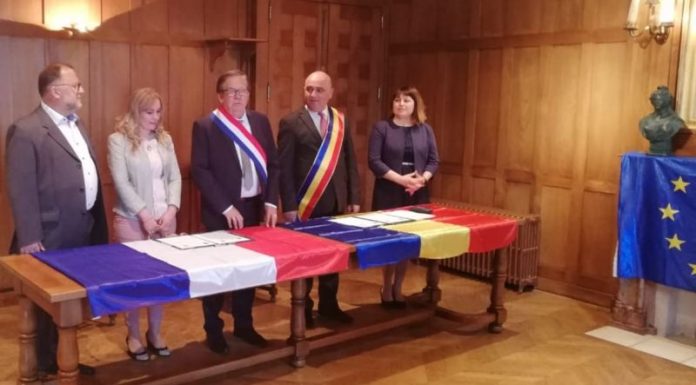 Novăcenii s-au făcut frați cu francezii din orașul Mayenne