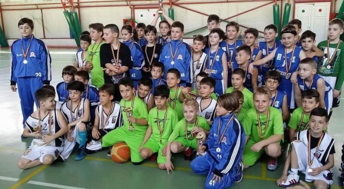 60088632_1333434726816183_1006565120991559680_n