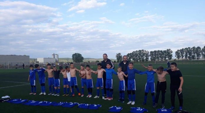 Elevii antrenați de Boby Arjoca Staicu și Mario Găman, campionii judeţului Gorj, la categoria 2008