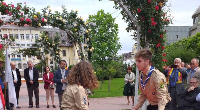 Start Zilelor Municipiului Târgu-Jiu! – Noi stele pe Aleea Nemuritorilor și 27 de meșteri populari, la Târgu-Jiu