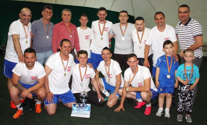 60665761_408632696647824_6335542082651815936_n