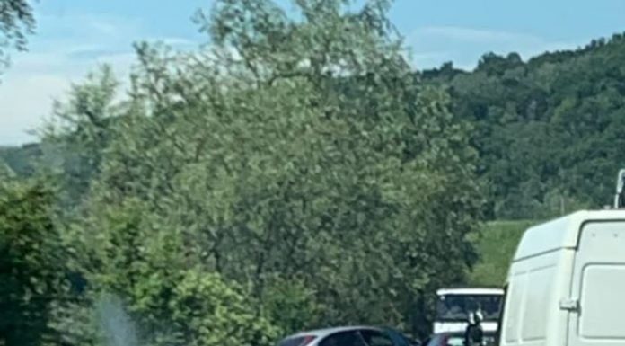 Accident pe Centură! Blondă la volan..